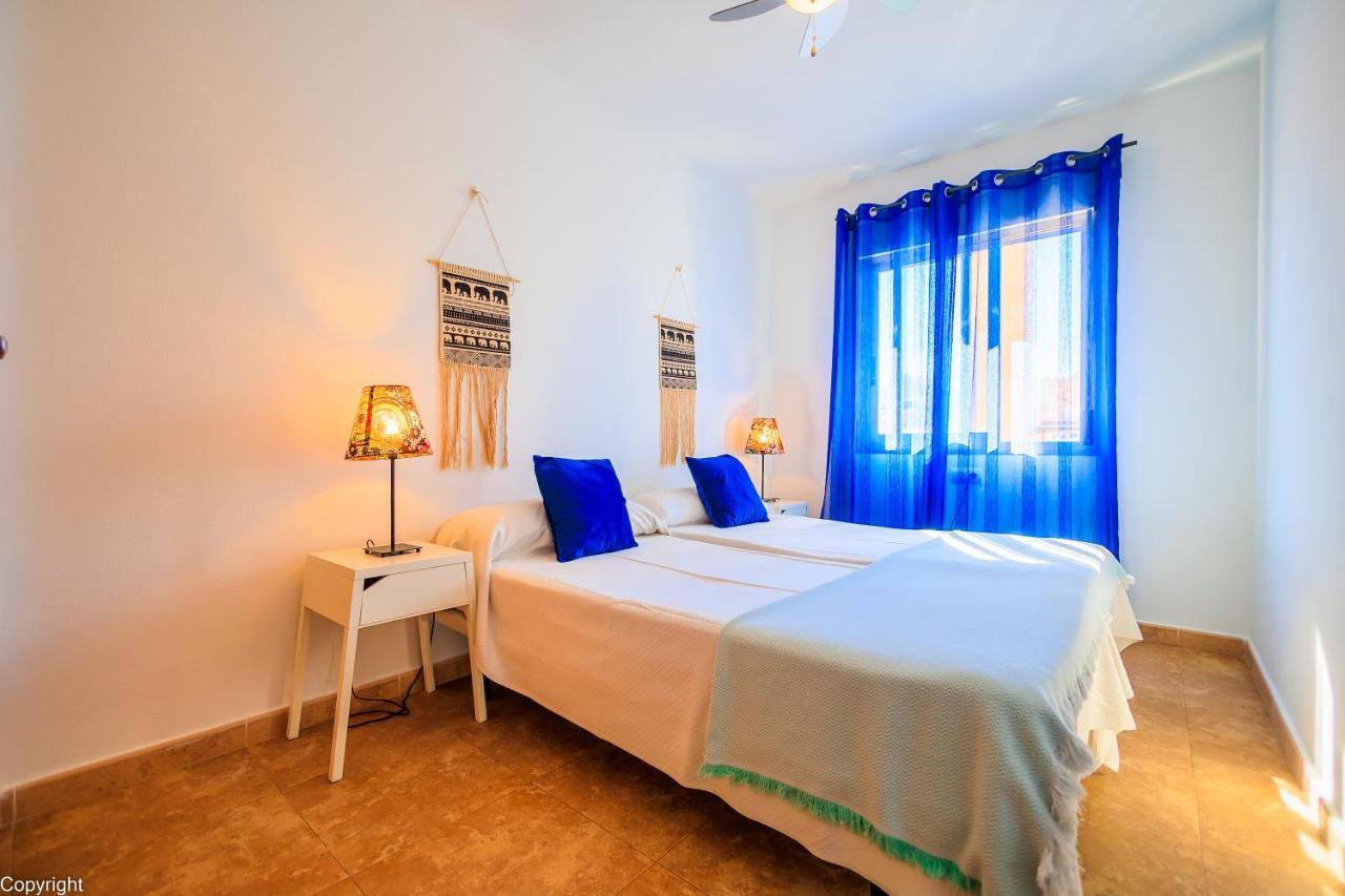 Apartamentos Madrid Torrevieja Exterior photo