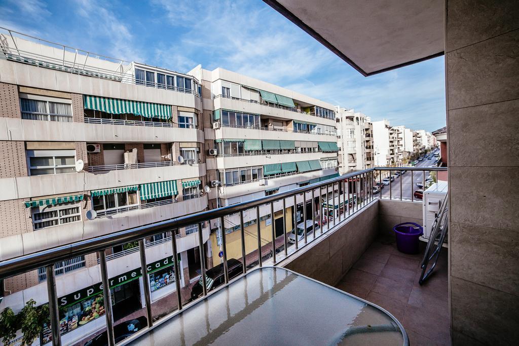 Apartamentos Madrid Torrevieja Exterior photo